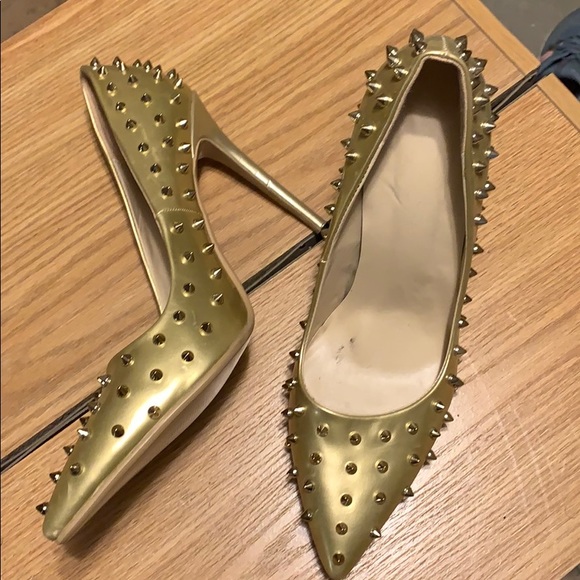 Shoes - Picture 2 of 2